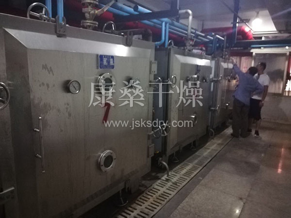 方型真空干燥機(jī) 方型真空干燥機(jī)